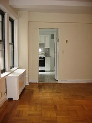 Rented by City Connections Realty | media 24