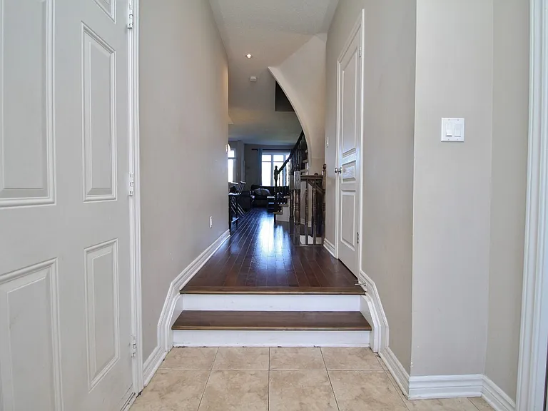 997 Klondike Rd — Photo 2