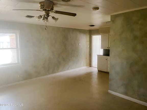 5th image of 916 Inez Ave