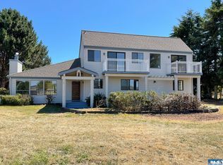 695 Gehrke Rd, Port Angeles, WA 98362