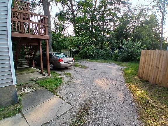 3rd image of 545 Fuller Ave SE