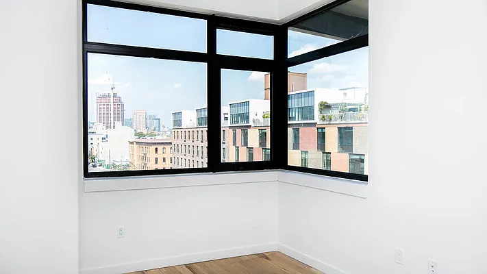 Rented by Nooklyn NYC LLC | media 43