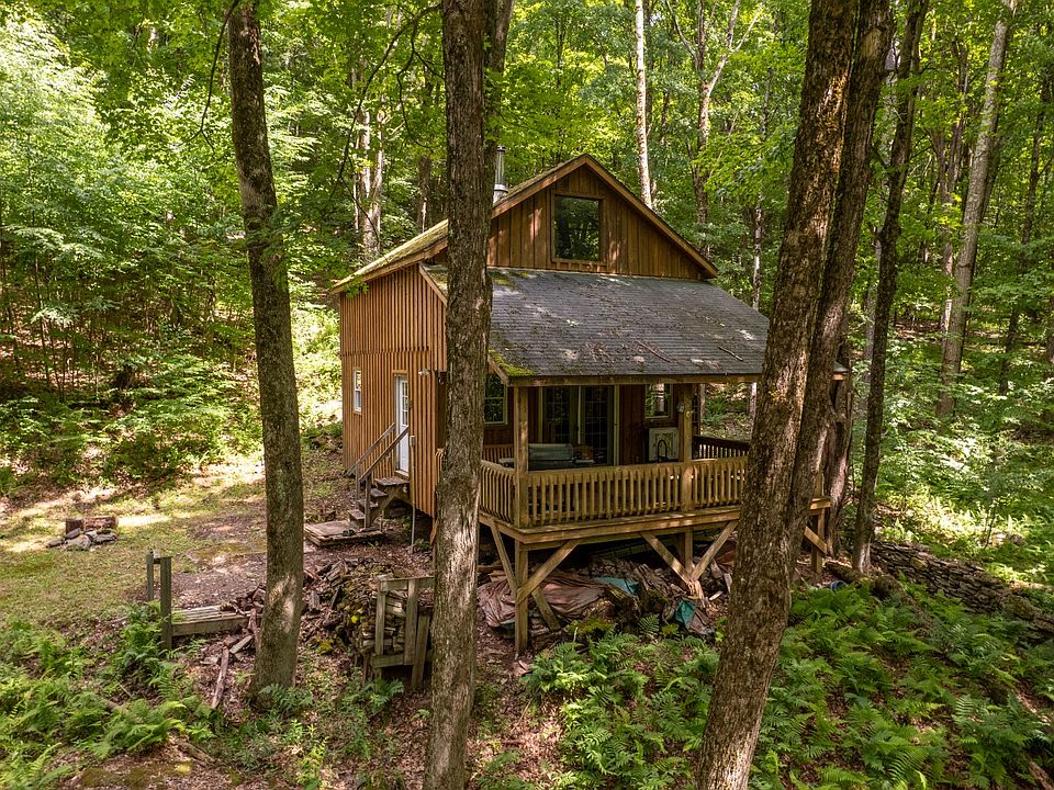 1st image of 1327 Miller Hollow Rd