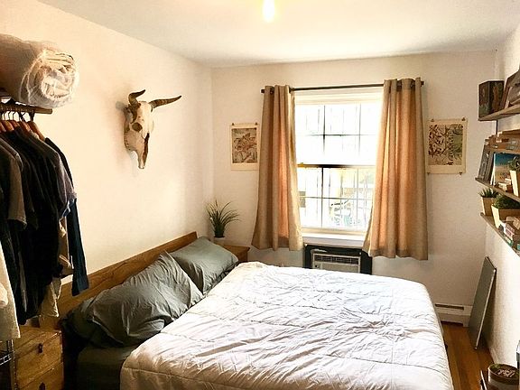 3rd image of 74 Maspeth Ave #1