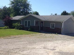 1193 W Marshall Ave, Linton, IN 47441
