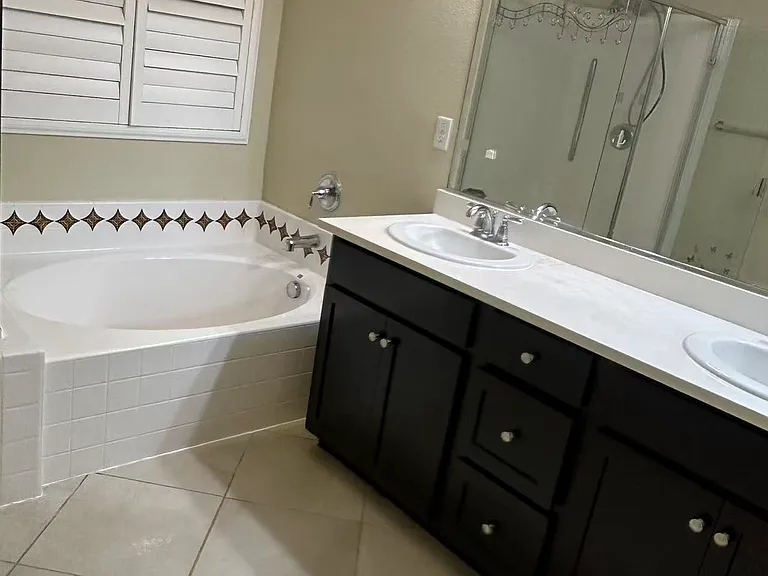 4008 Branigan Lake Way — Photo 3