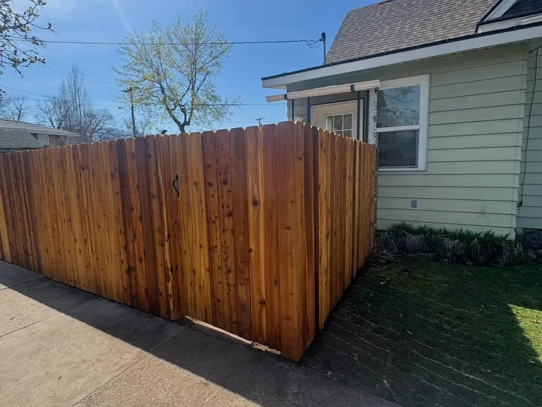 504 Woodford Ave — Photo 7