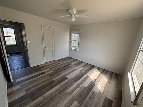 5th image of 3913 Thomas Ave
