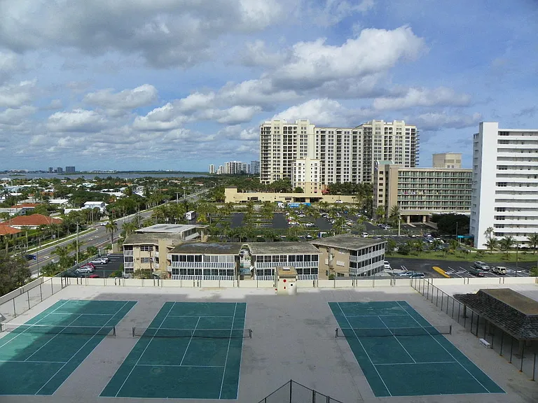 3400 N Ocean Dr #706 — Photo 32