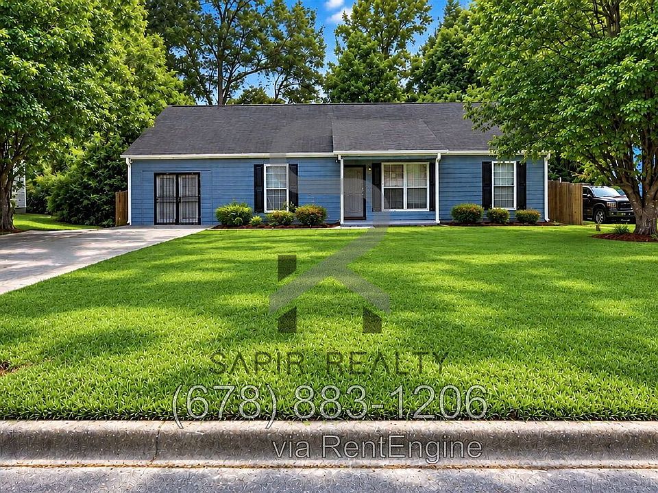 2nd image of 3040 Garnet Way