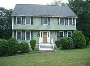 19 Iron Gate Dr, Andover, MA 01810