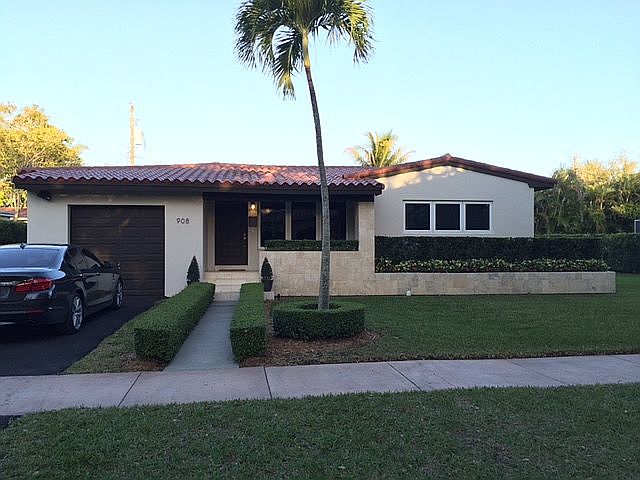 1st image of 908 Paradiso Ave