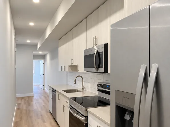 3215 N 13th St, Philadelphia, PA