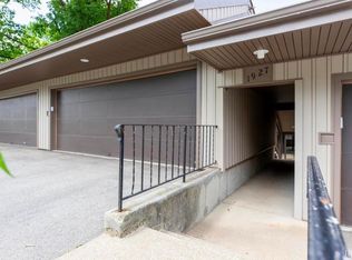 1927 New London Ct #2, South Bend, IN 46637
