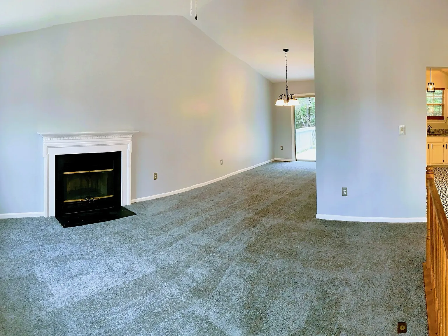 6 bed, 2462 sqft, $5,019 — Photo 2