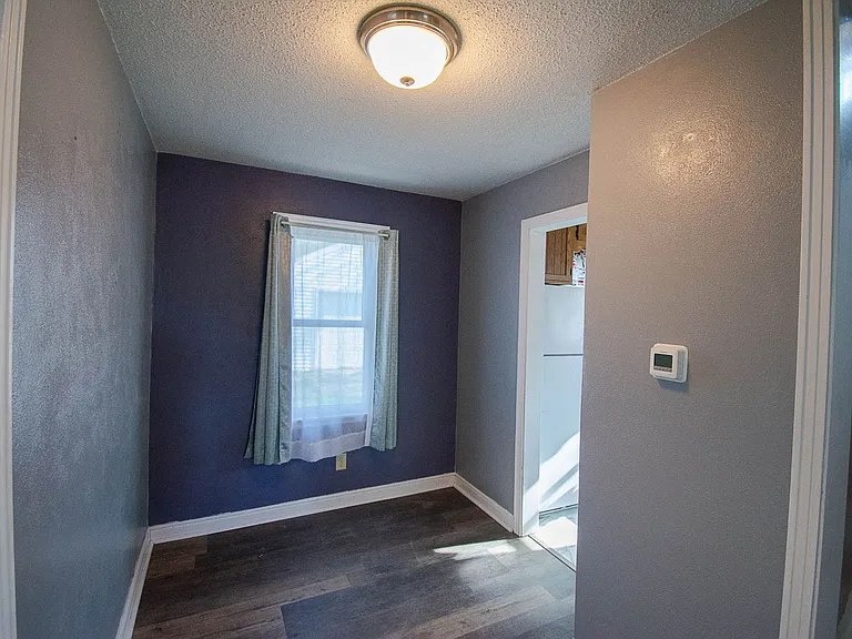 2041 14th St SE — Photo 13