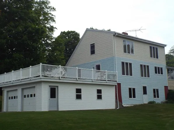 91 Lincoln Street, Dover-Foxcroft, ME 04426