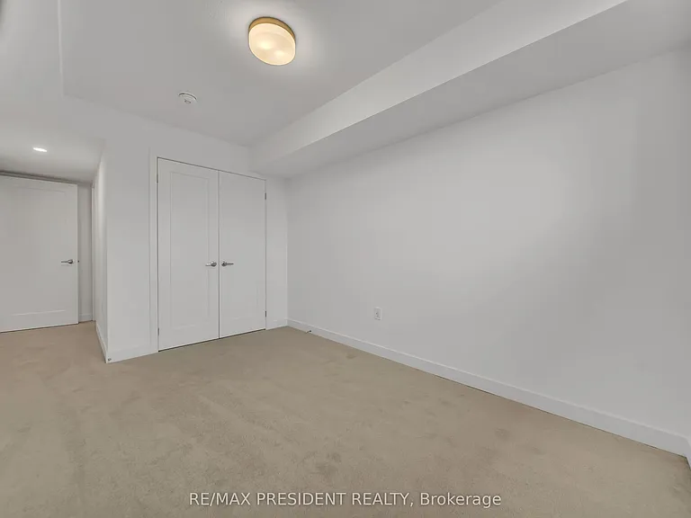 940 David St N #81 — Photo 18