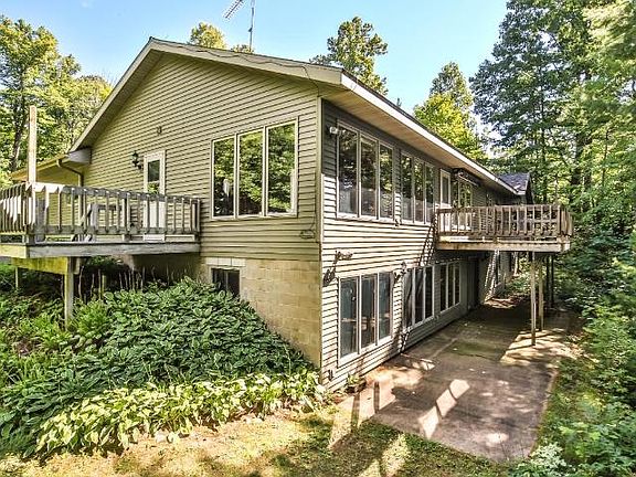 3rd image of 13385 Camp Wipigaki Ln