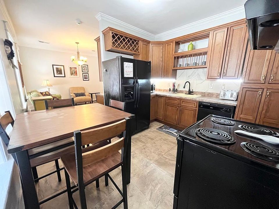 Refurbished kitchen. All appliances and upper and lower cabinets and walk-in pantry.