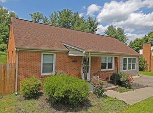 4935 Woodmar Dr SW, Roanoke, VA 24018