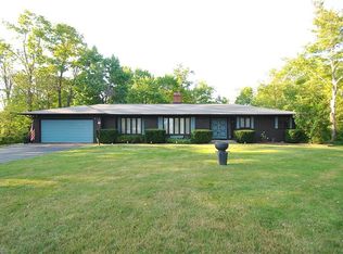8311 S Locust Dr, Kirtland, OH