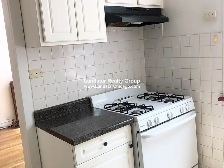 4043 N Mozart St #1E — Photo 9