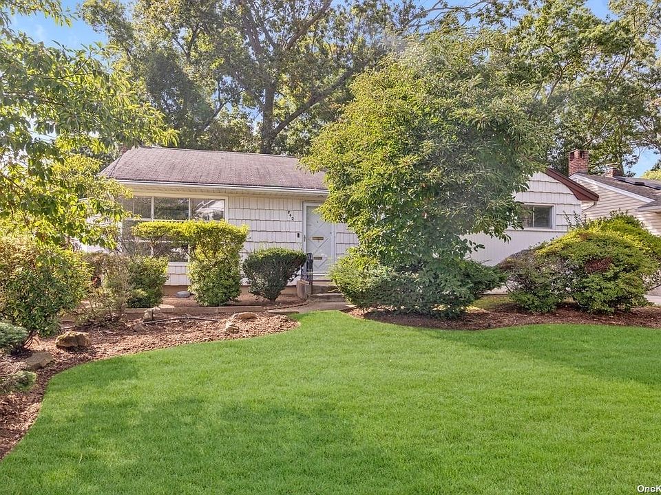 1st image of 842 Maple Ln