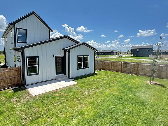 Ballad Model - Exterior Rear