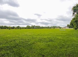 4555 Pineywoods Rd, Adams, TN 37010