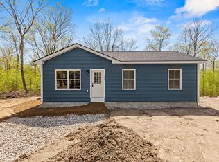 193 Dunton Rd, Naples, ME 04055