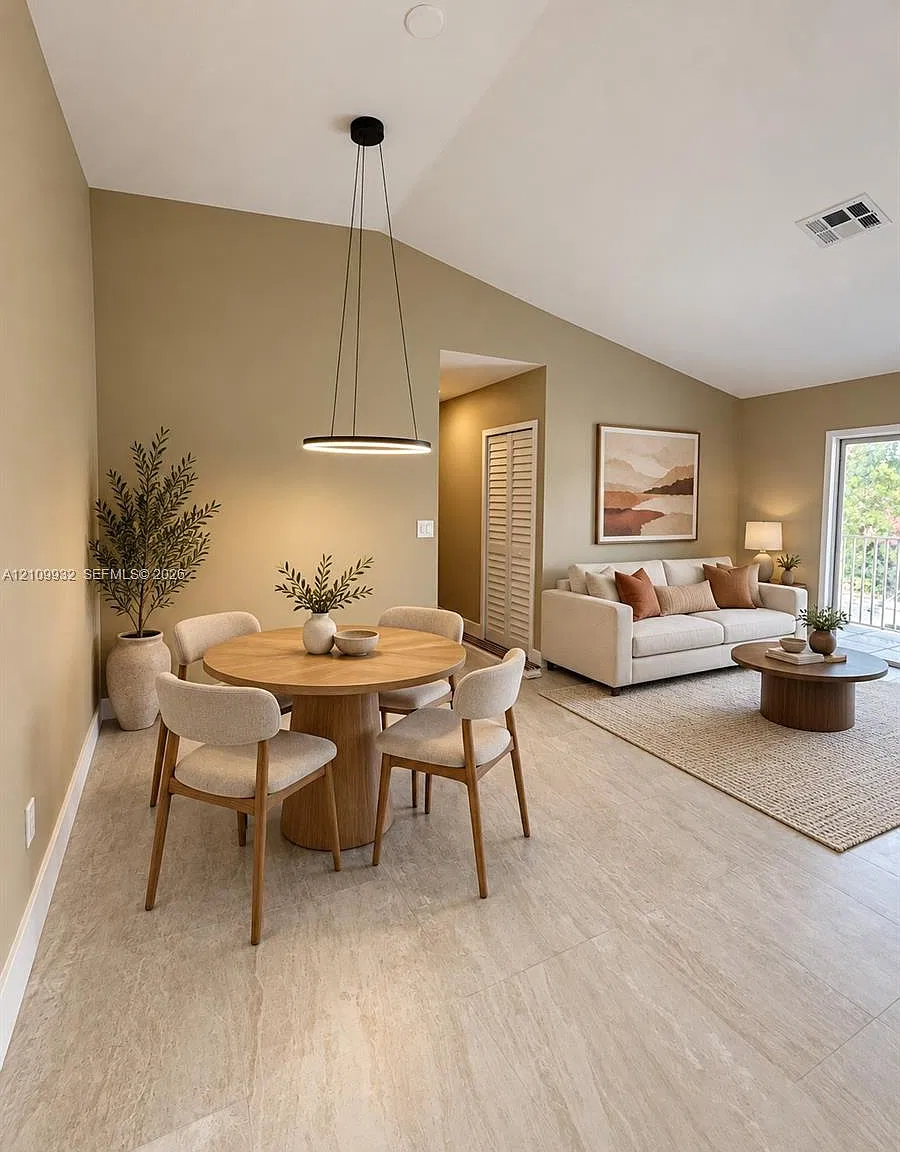 Conquistador Villas Condo — Photo 1
