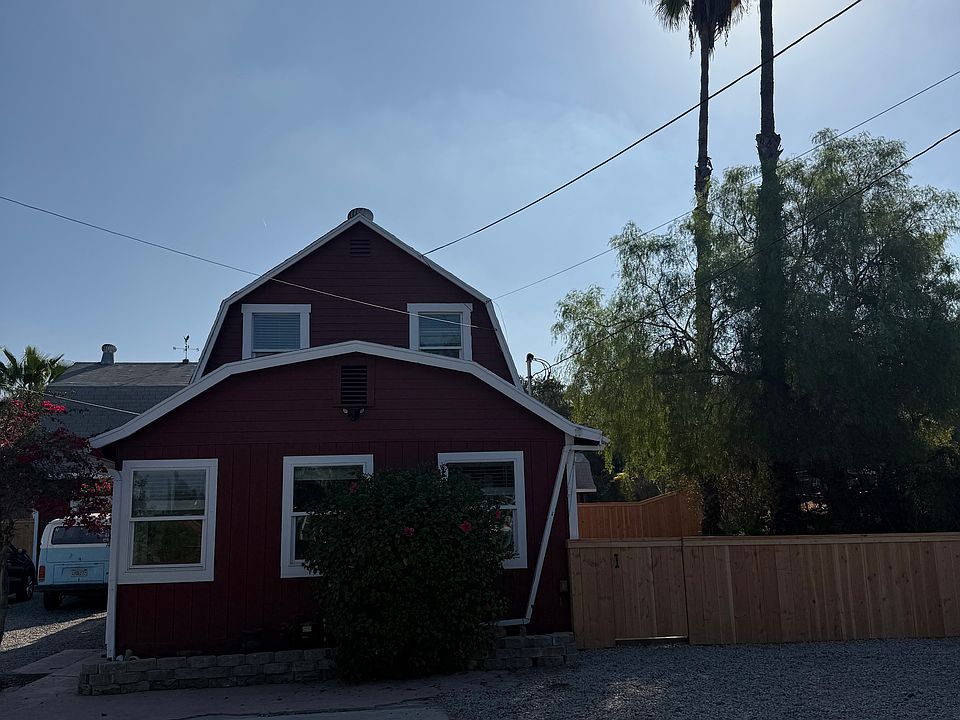 1st image of 3043 Helix St