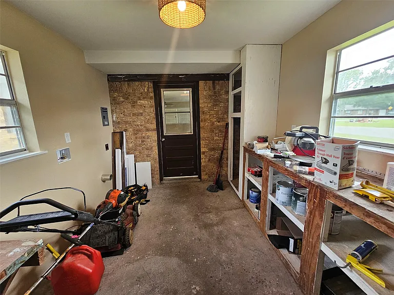 120 Ronald Ave — Photo 19
