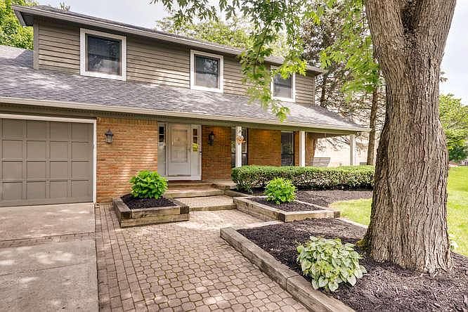 1st image of 2108 Selbourne Ct