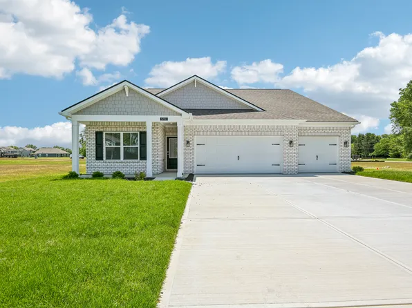5751 Bancroft Dr, Pendleton, IN 46064