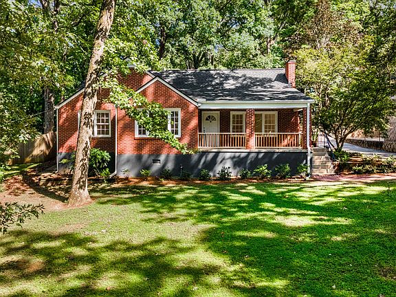 Welcome to 1051 Briarcliff!