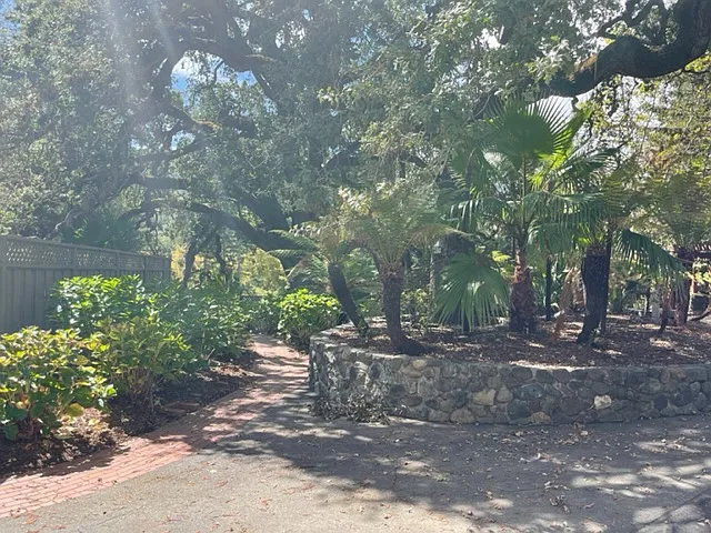 19500 Saratoga Los Gatos Rd — Photo 16