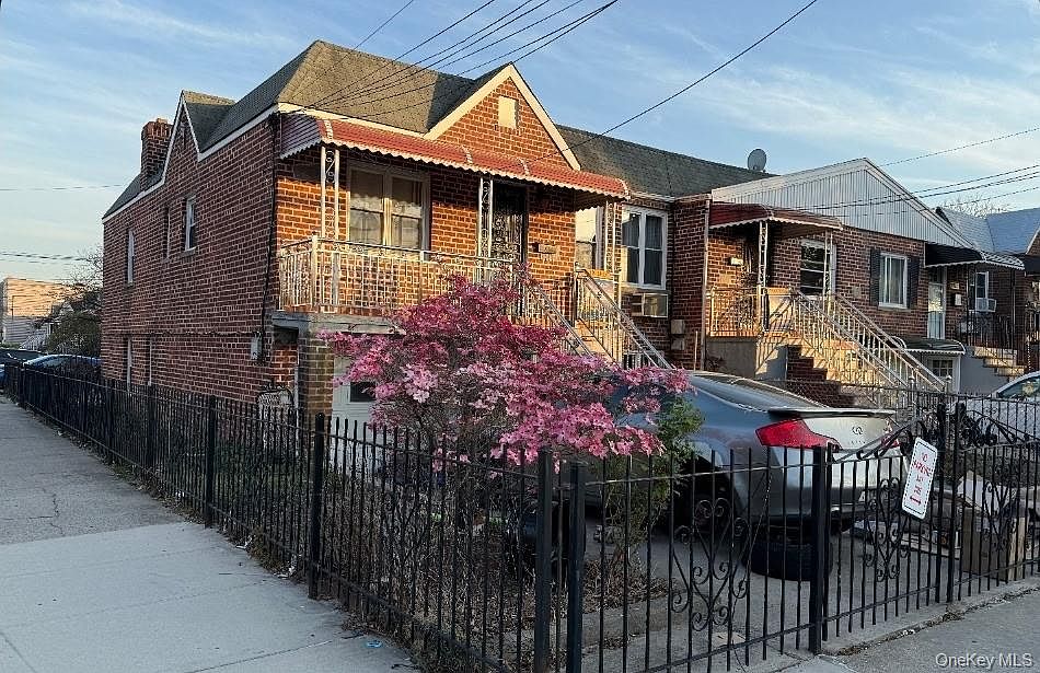 1st image of 2866 Philip Avenue