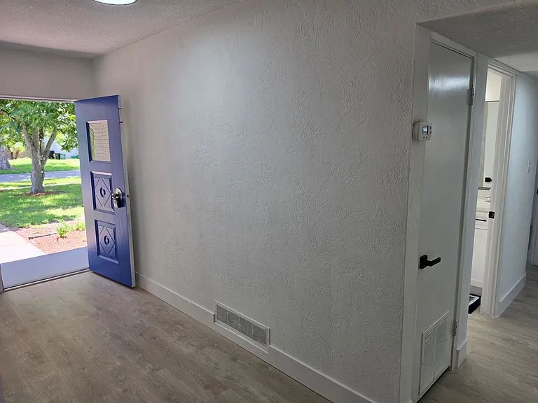 640 Westward Cir — Photo 23