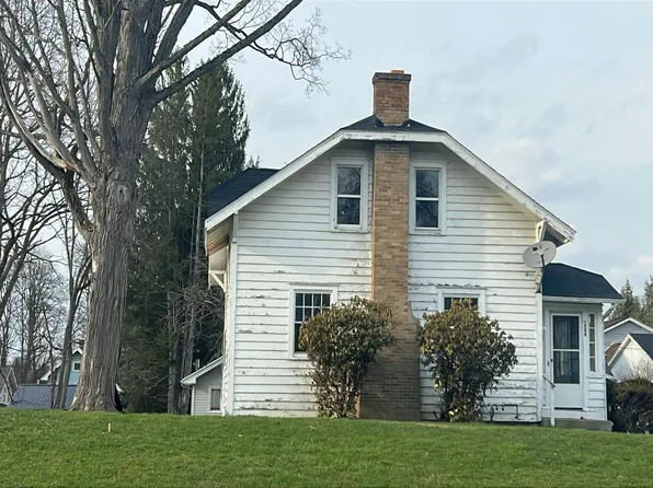 754 Fairmount Ave, Jamestown, NY 14701