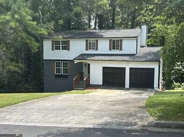 1906 Madras Ct, Lithonia, GA 30058