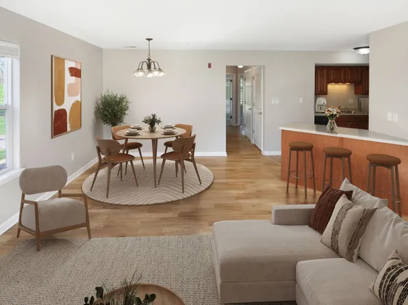 284 Stonewall Creek Dr, Dardenne Prairie, MO 63368