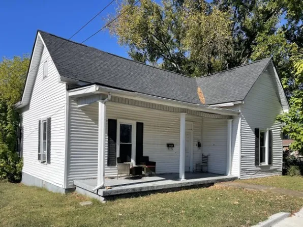 404 W College St APT A, Dickson, TN 37055