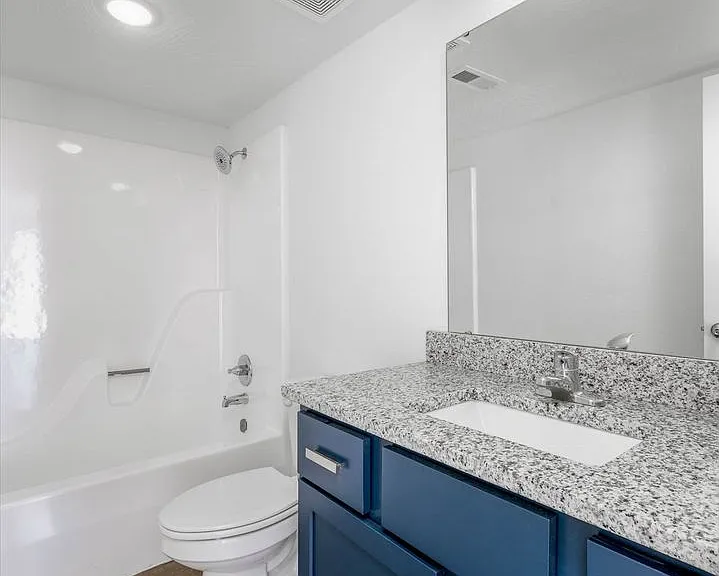 Montclair Point Condominiums — Photo 19