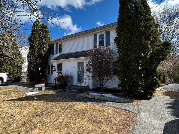 31 Wakefield Ave, Saco, ME 04072