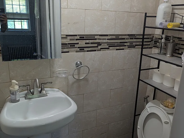 32 Indian Hill Rd #1 — Photo 5