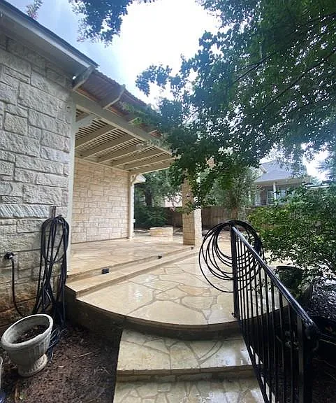 2412 Tivoli Dr — Photo 20