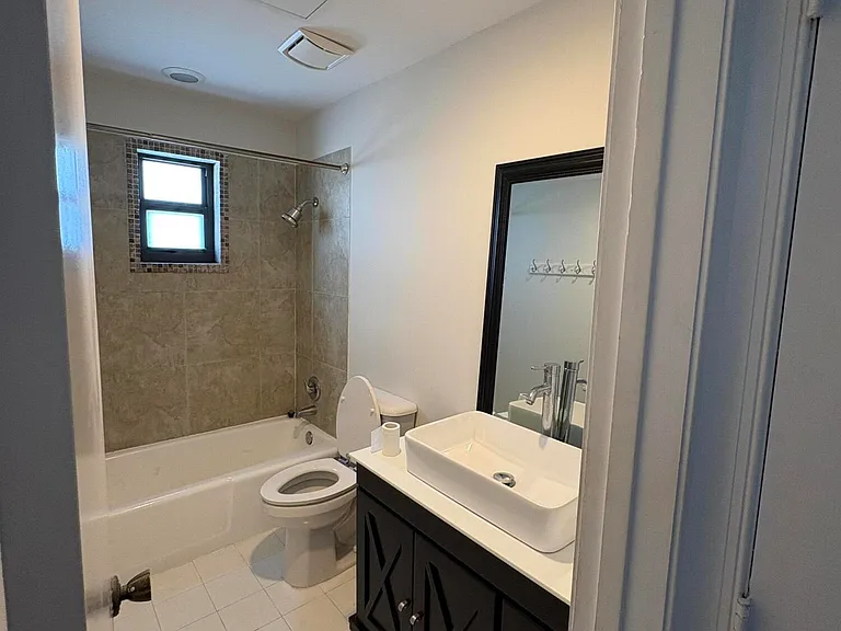 360 Wilma Cir #5 — Photo 15