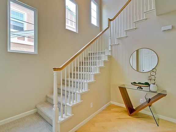 5th image of 1038 Brackett Way